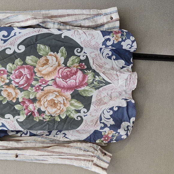 Aratta Silent Journey Button Down Shirt Size Small - Picture 3 of 15